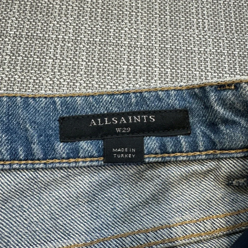 Casual Distressed Women's Denim Shorts - Blue